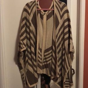 NYDJ sweater cape
